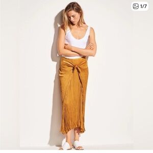 Vince Mustard yellow pleated reversible tie Skirt, medium